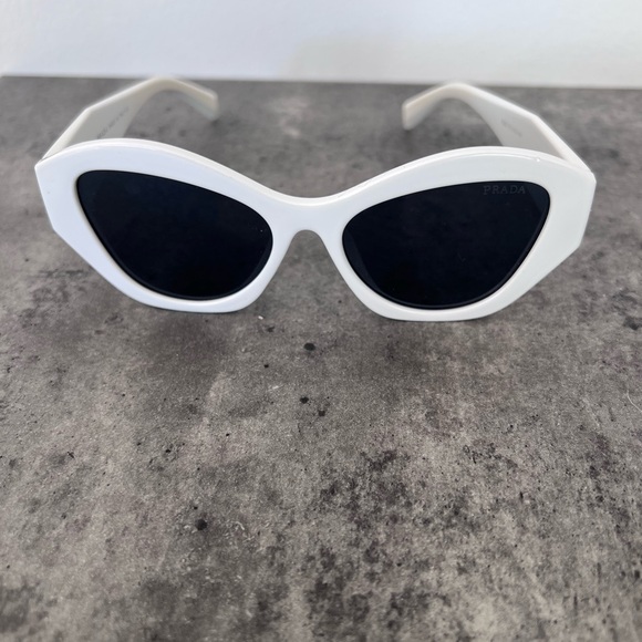 Prada PR A02S cat eye sunglasses in white acetate with dark  display picture 3